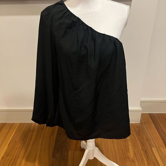 Target Future Collective Jenny Lopez one shoulder blouse size medium NWOT - Picture 2 of 12